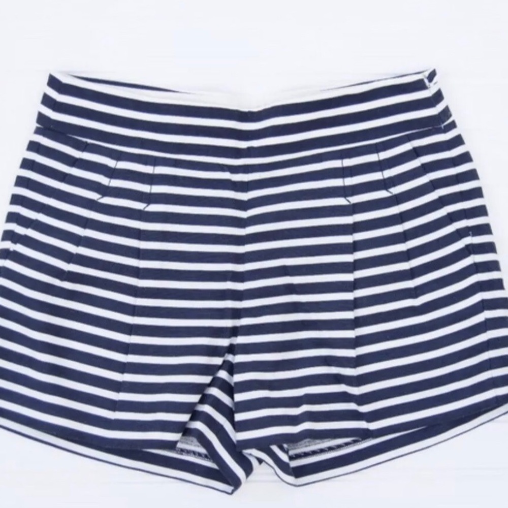 Jcrew Size 2 Navy & White Shorts